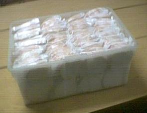 44 quart bin with 100 sandwiches